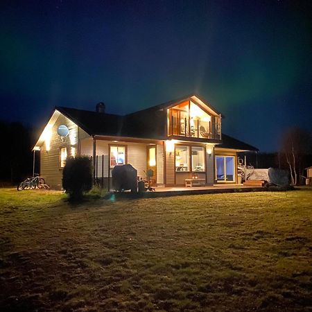 Cottage With Good Standard Next To Neiden River Екстер'єр фото