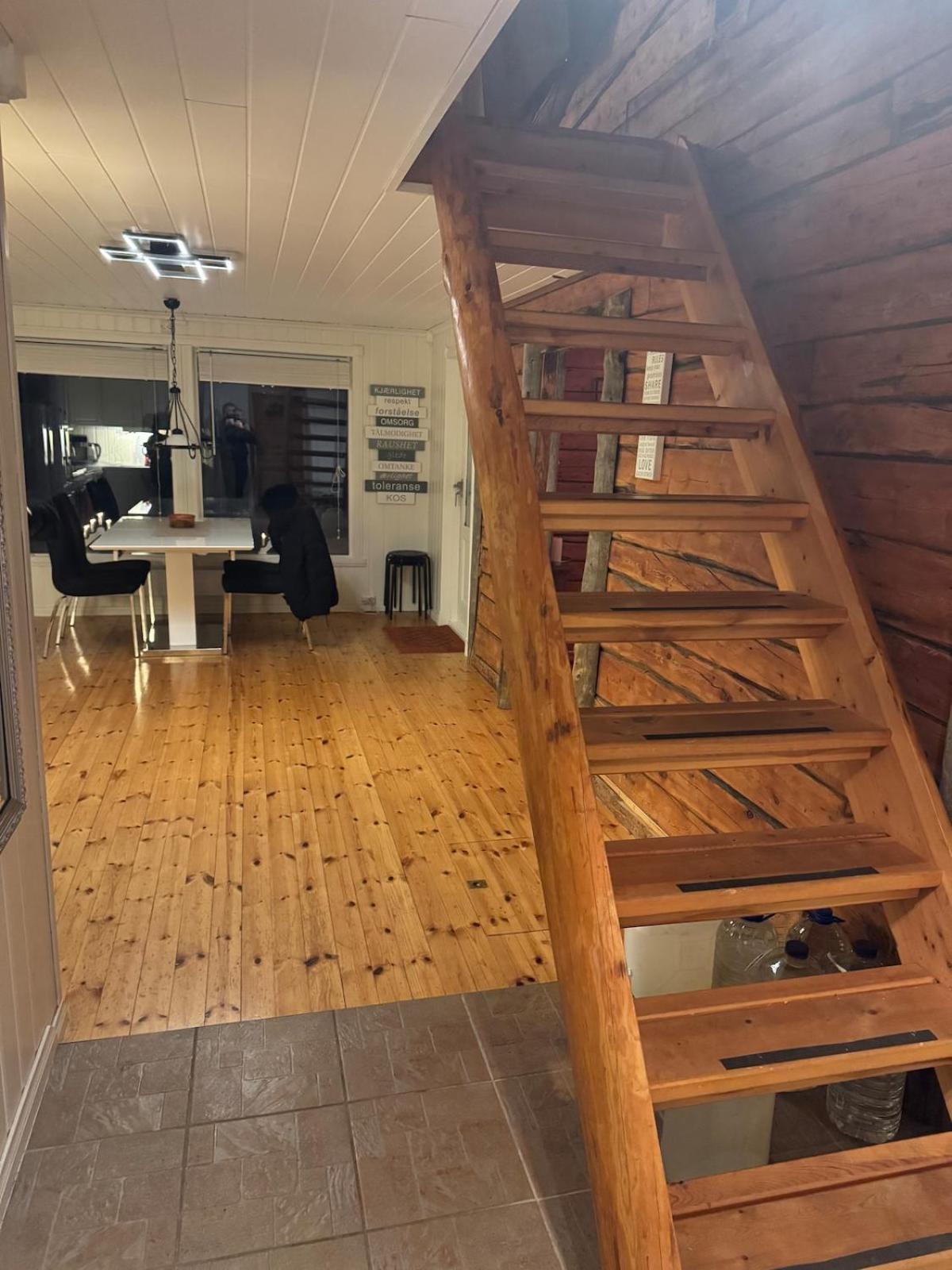 Cottage With Good Standard Next To Neiden River Екстер'єр фото