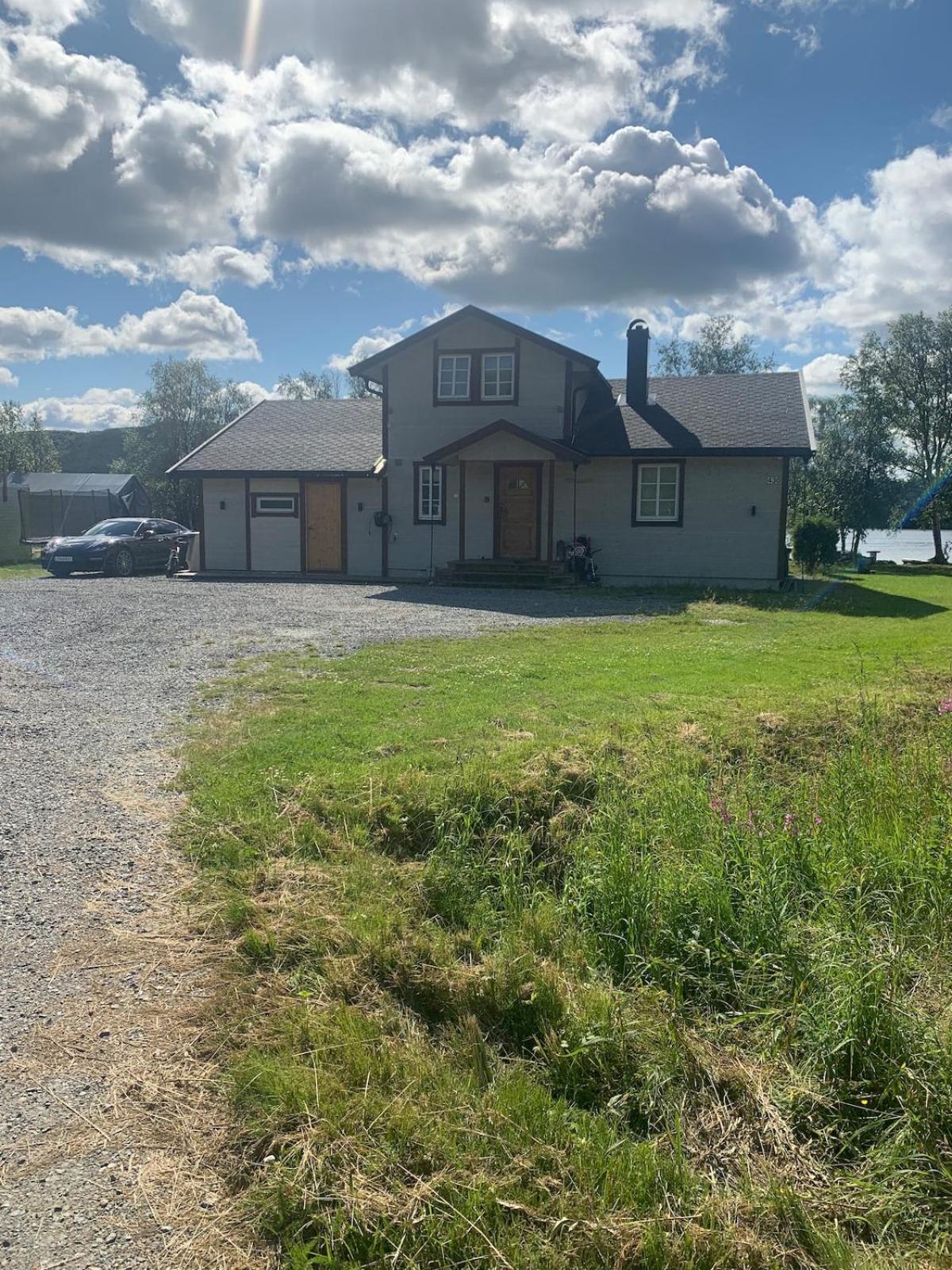 Cottage With Good Standard Next To Neiden River Екстер'єр фото